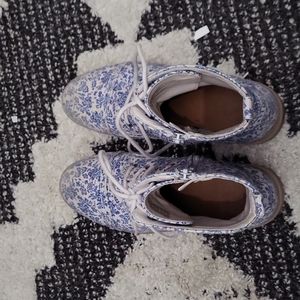 Universal Thread floral combat boots